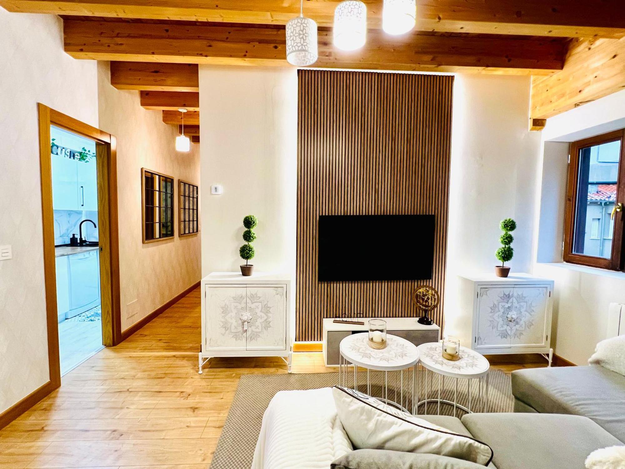 El Capricho De Claudia_ Apartamentos Burgos Catedral 외부 사진