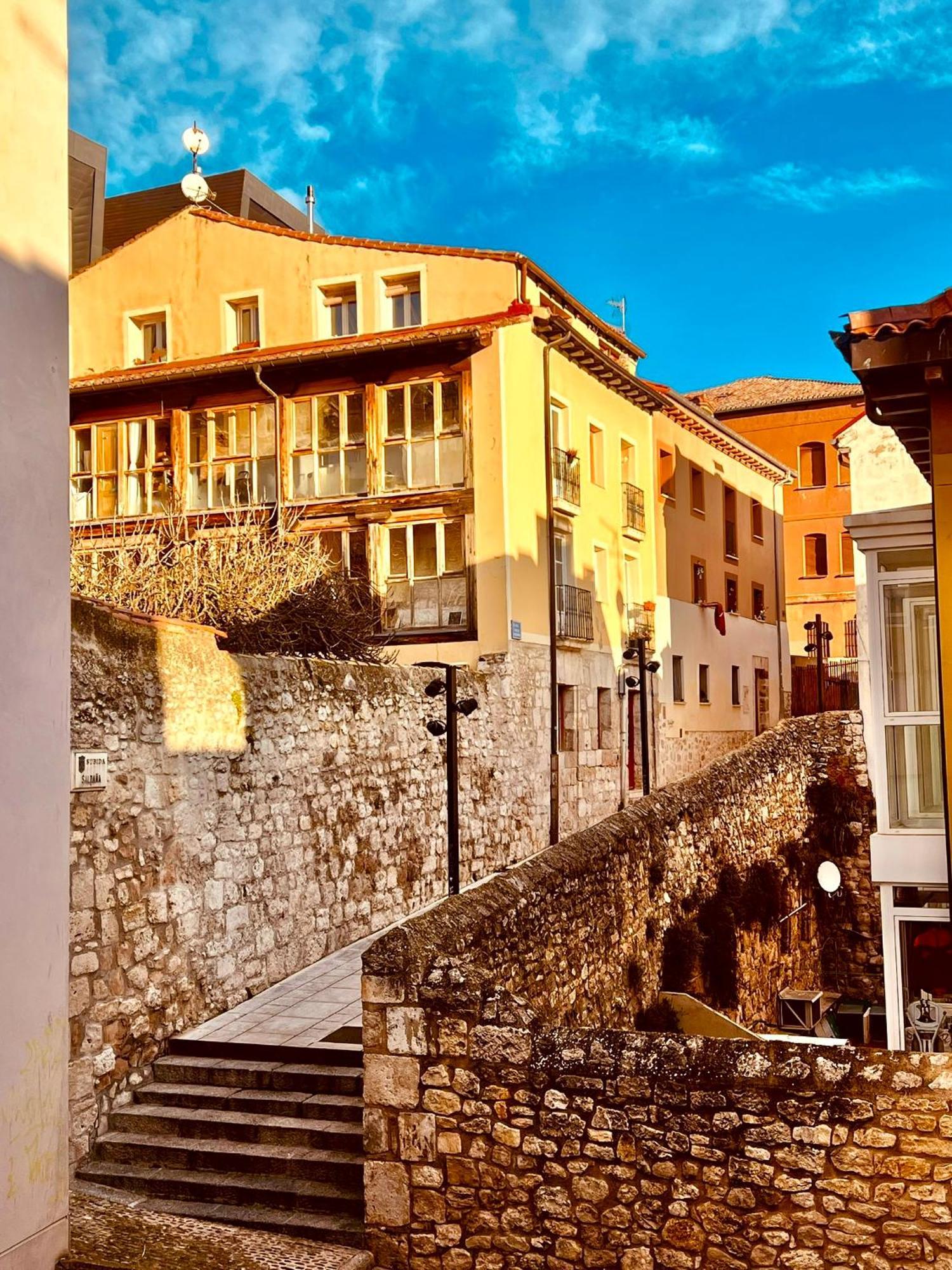 El Capricho De Claudia_ Apartamentos Burgos Catedral 외부 사진